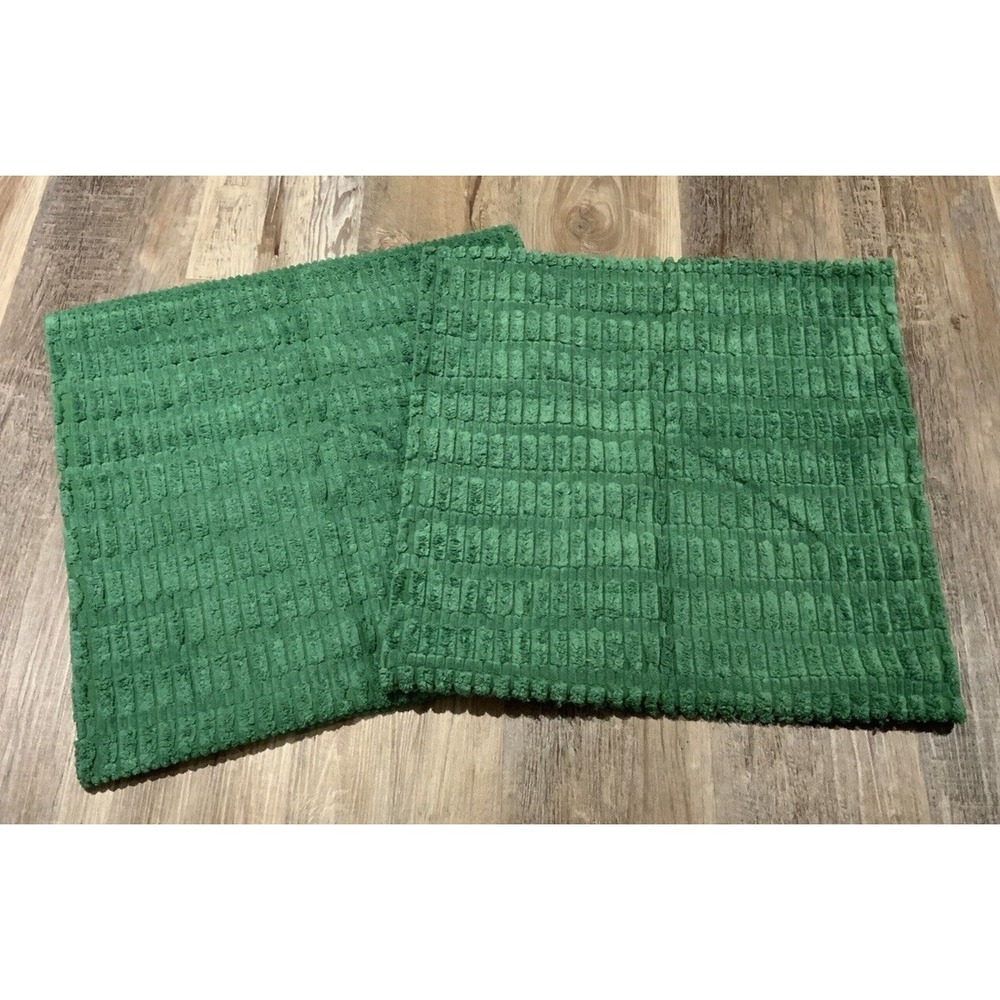Miulee 2pk Green Soft Square Pillow Cases Zipper Closure‎ 20" x 20"